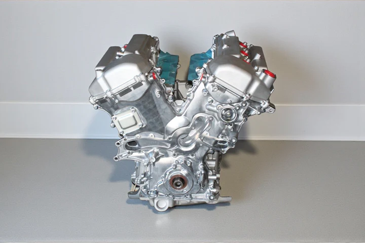 2005-2015 Toyota Tacoma 4.0L V6 Engine (1GR-FE) – Remanufactured - Image 3